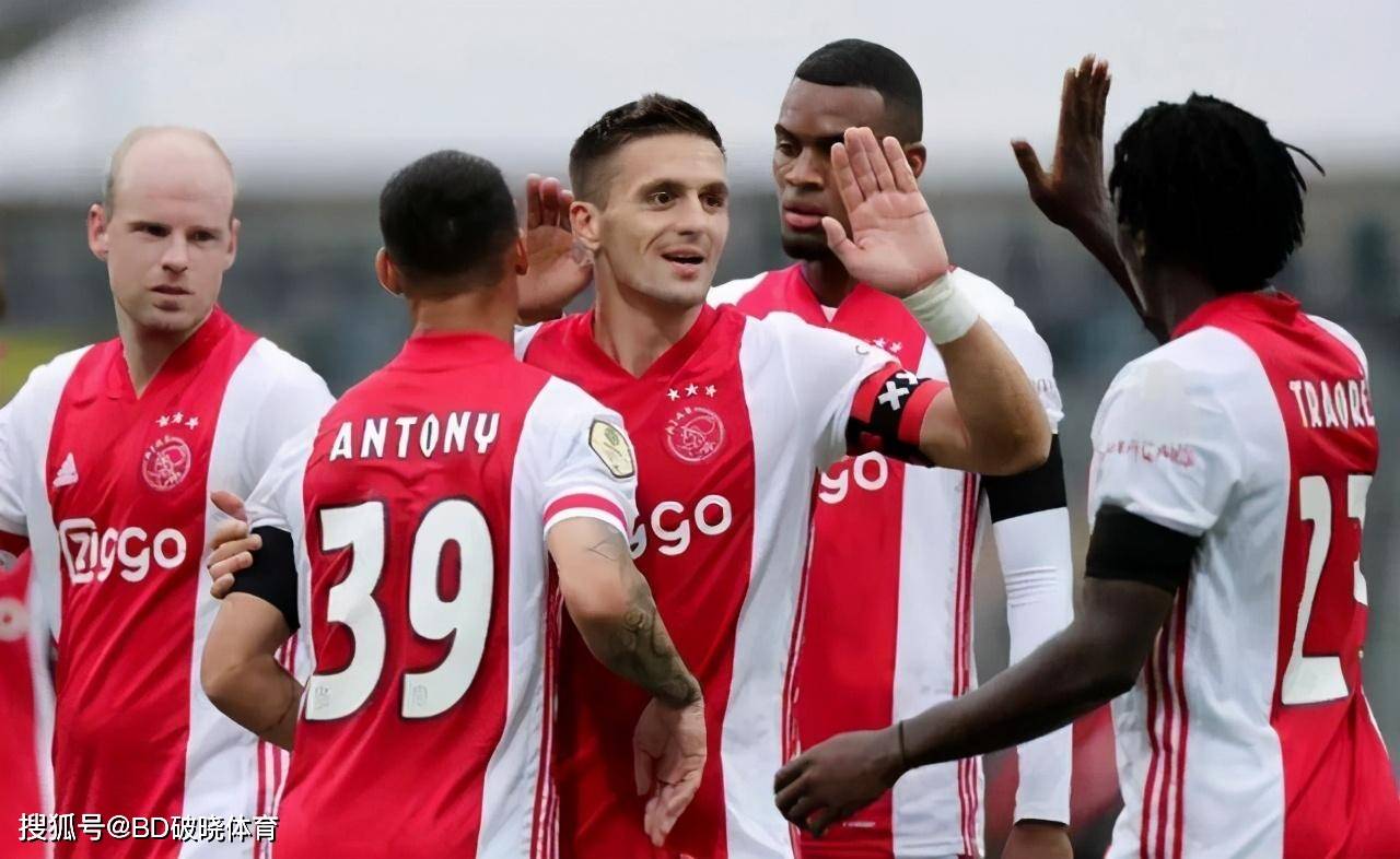 纽卡斯尔联 纽卡斯尔联