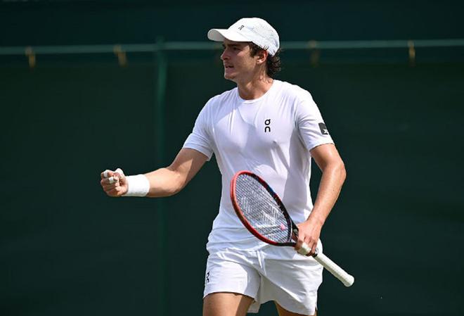 他的伟大贡 他的伟大贡