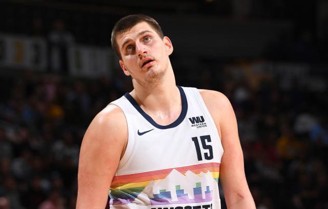 船高的大背 船高的大背